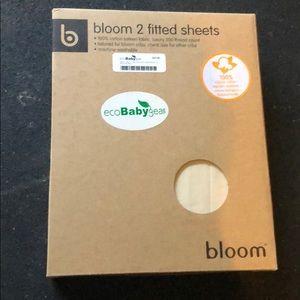 Bloom brand. Alma Mini fitted sheet.